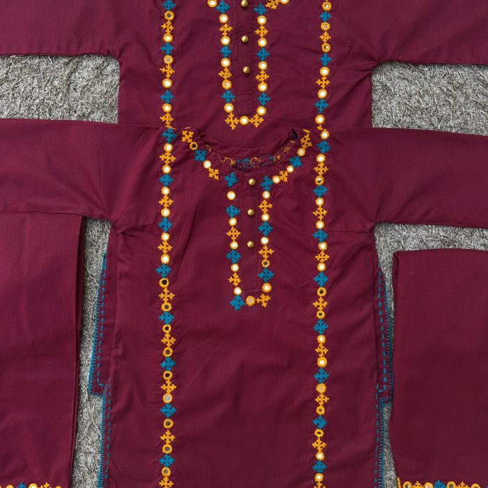 Mystic Marjaan 2piece handmade embroiderd