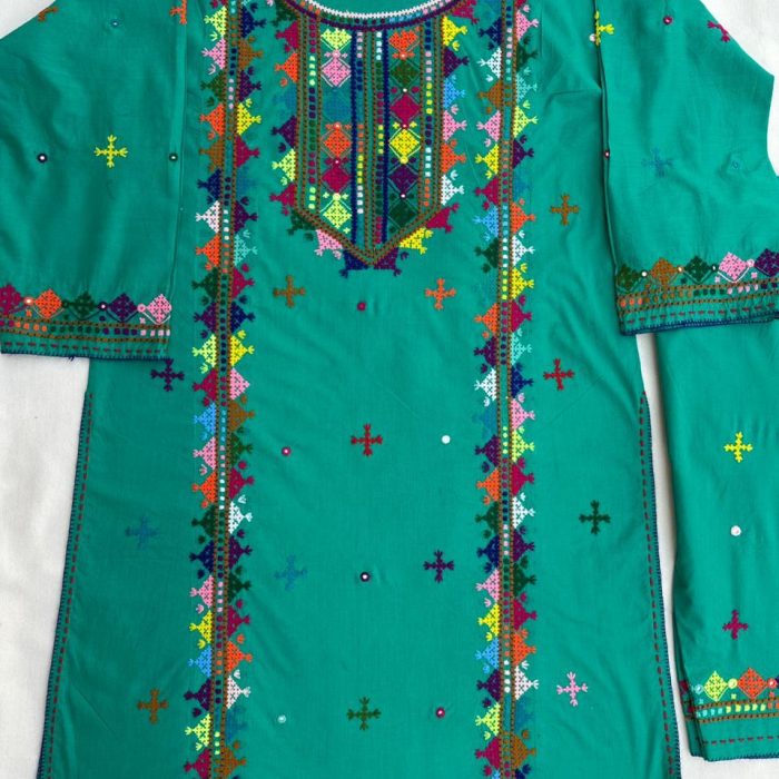 Hooriya – Light C Green 3-Piece Embroidered Ensemble
