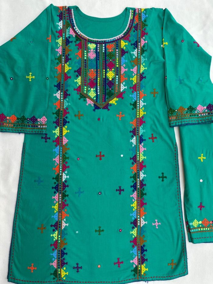 Hooriya – Light C Green 3-Piece Embroidered Ensemble