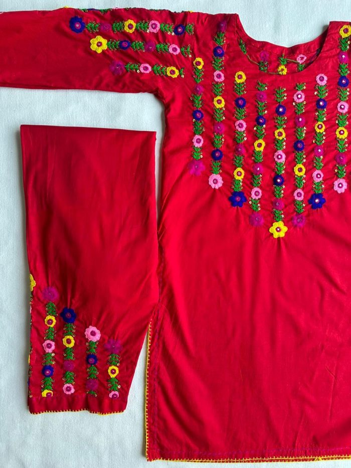 Laal Bahaar Embroiderd Suit - Image 2