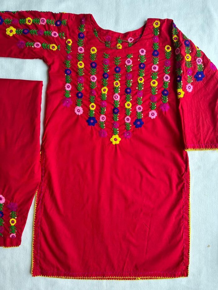 Laal Bahaar Embroiderd Suit