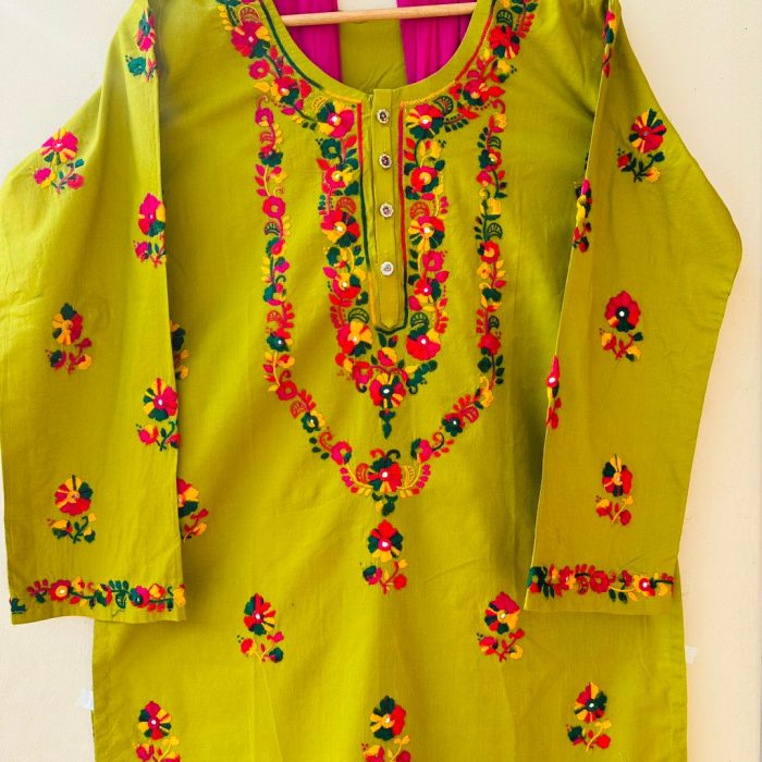 Rang-e-Parindah hand embroidered