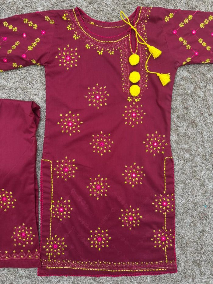 "Rosy Glow – Mehroon Magic with Golden & Pink Touch"