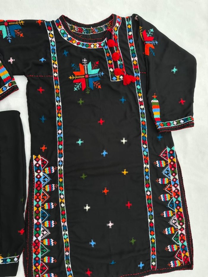 Shabnum-e-Noir – Black Handmade Kurta Set with 4-Sided Embroidered Dupatta (3-Piece) - Image 2