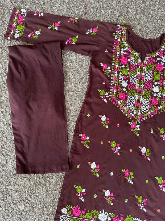 Nooré Nishaat – Dark Brown Luxury Embroidered Lawn Set - Image 2