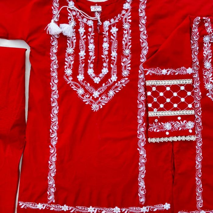 Laal Sitara – Red Elegance Ensemble