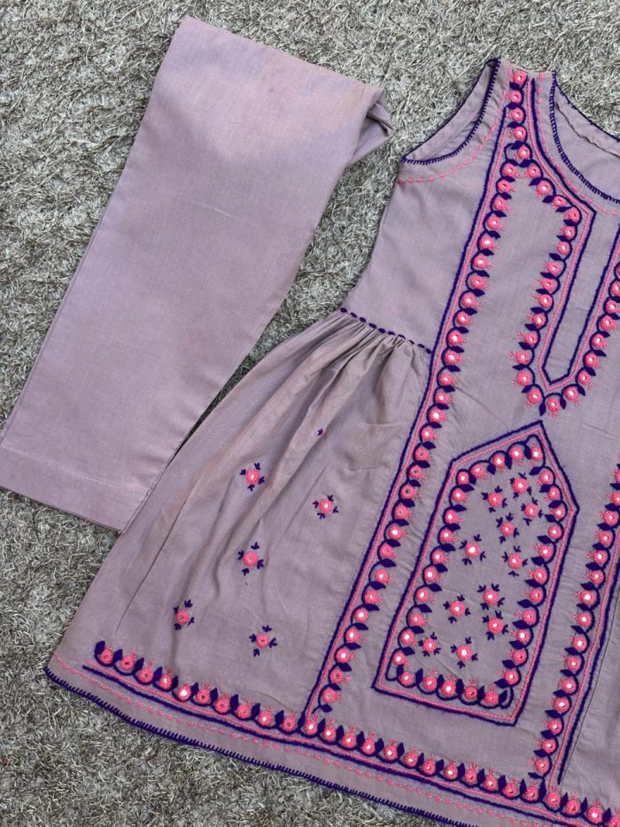Gul-e-Mauve Mirror Touch Ensemble - Image 2