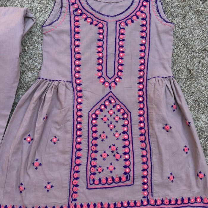 Gul-e-Mauve Mirror Touch Ensemble