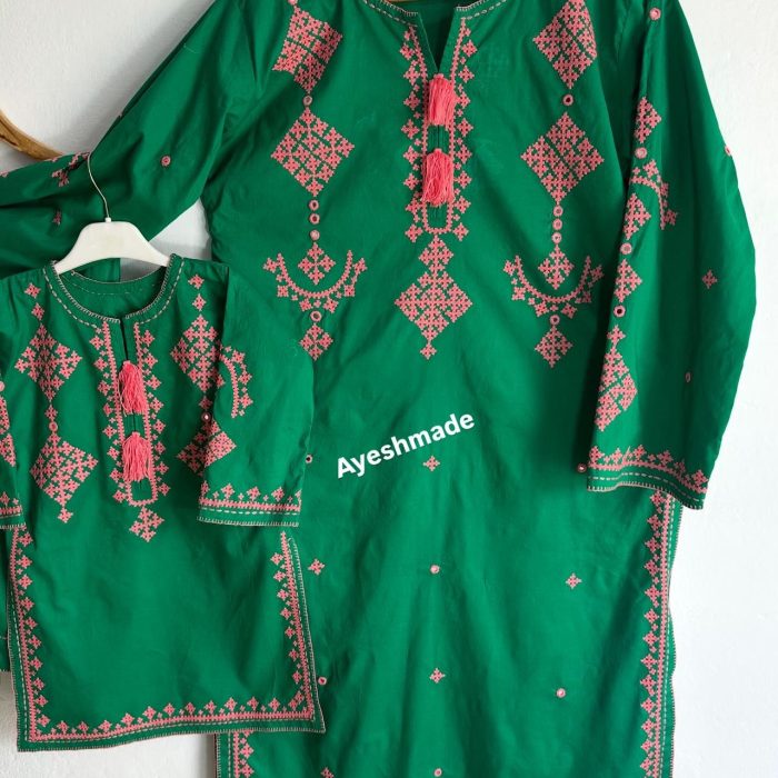 Classic Green Elegance – Dark Pink Gurmacho Hand Embroidery