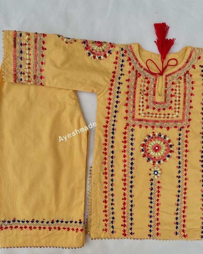 "Threaded Sunshine – Red & Blue Charm in Yellow Hue" - Image 2